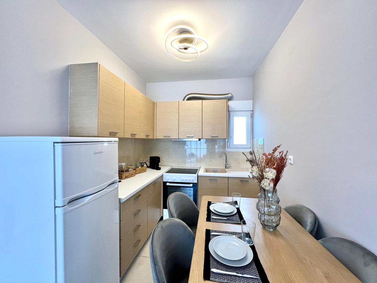 P Deluxe Suites Β4 Nea Michaniona Bagian luar foto