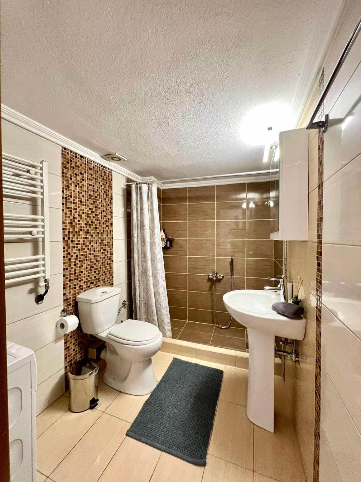 P Deluxe Suites Β4 Nea Michaniona Bagian luar foto