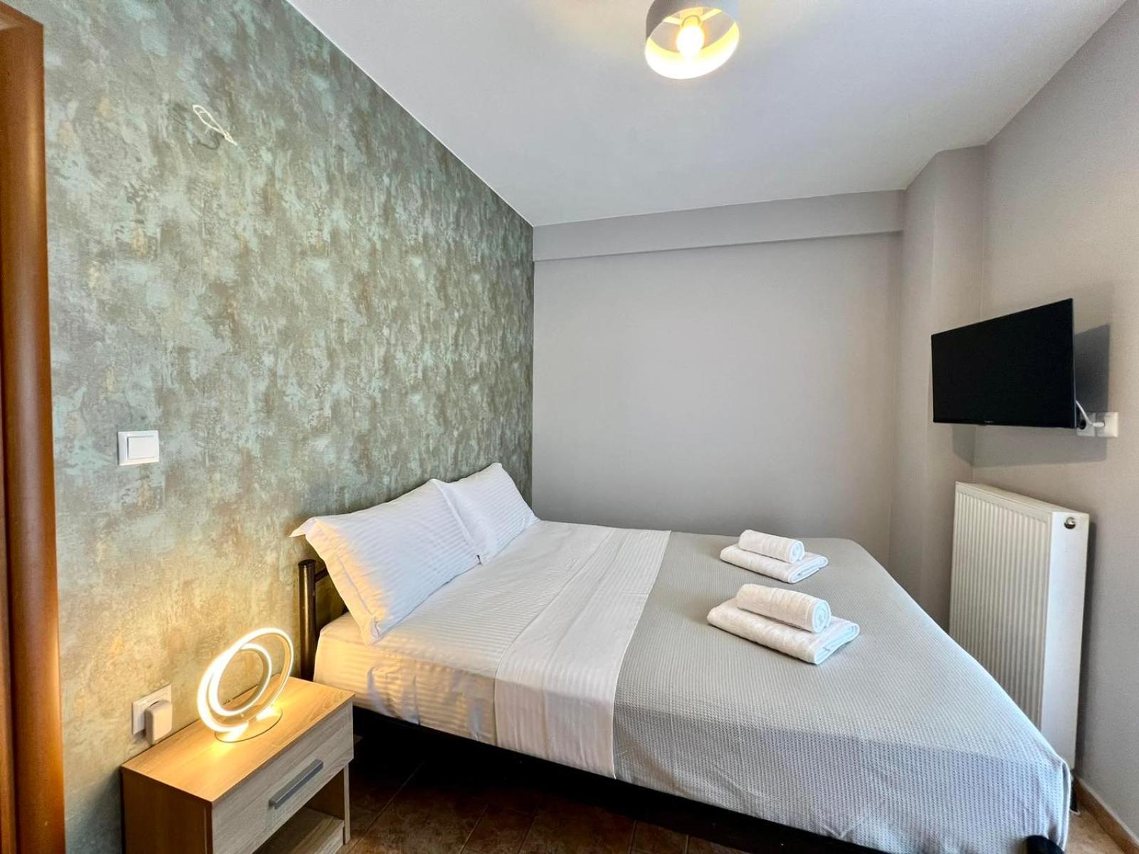 P Deluxe Suites Β4 Nea Michaniona Bagian luar foto