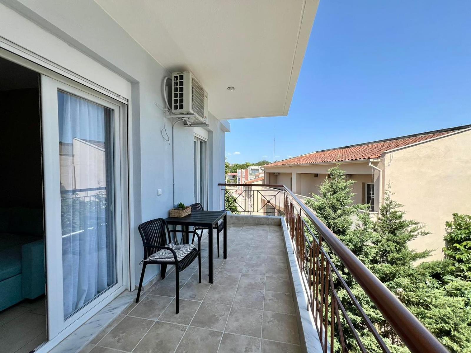 P Deluxe Suites Β4 Nea Michaniona Bagian luar foto